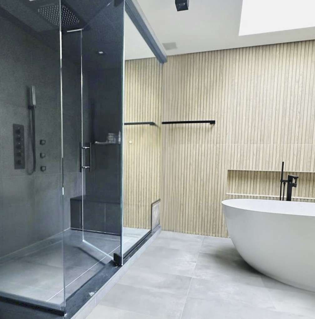 Bath 3 B